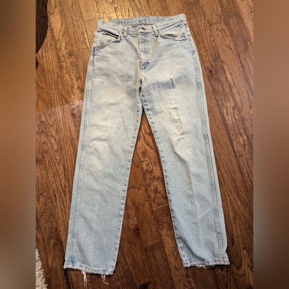 Vintage Wrangler Legendary Gold, VF Jeanswear, Thrashed straight jeans sz 33x32 - Picture 1 of 9